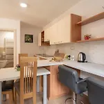 Relax House Soca